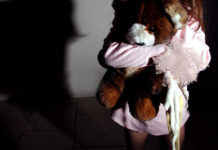 Une fillette de 4 ans violée et jetée aux bords de la voie ferrée