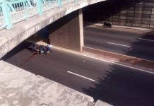 Affaire un homme se suicide sur l’échangeur, un témoin qui a suivi toute la scène explique.