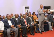OBSÈQUES DJ ARAFAT : Les ministres Kandia Camara, Ramata Ly, Maurice Bandaman, Philippe Legré et Gervinho aux côtés de la famille Houon et alliées