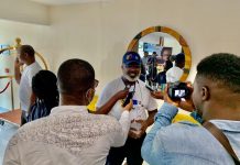 Le chantre Sonnie Badu en route pour Abidjan